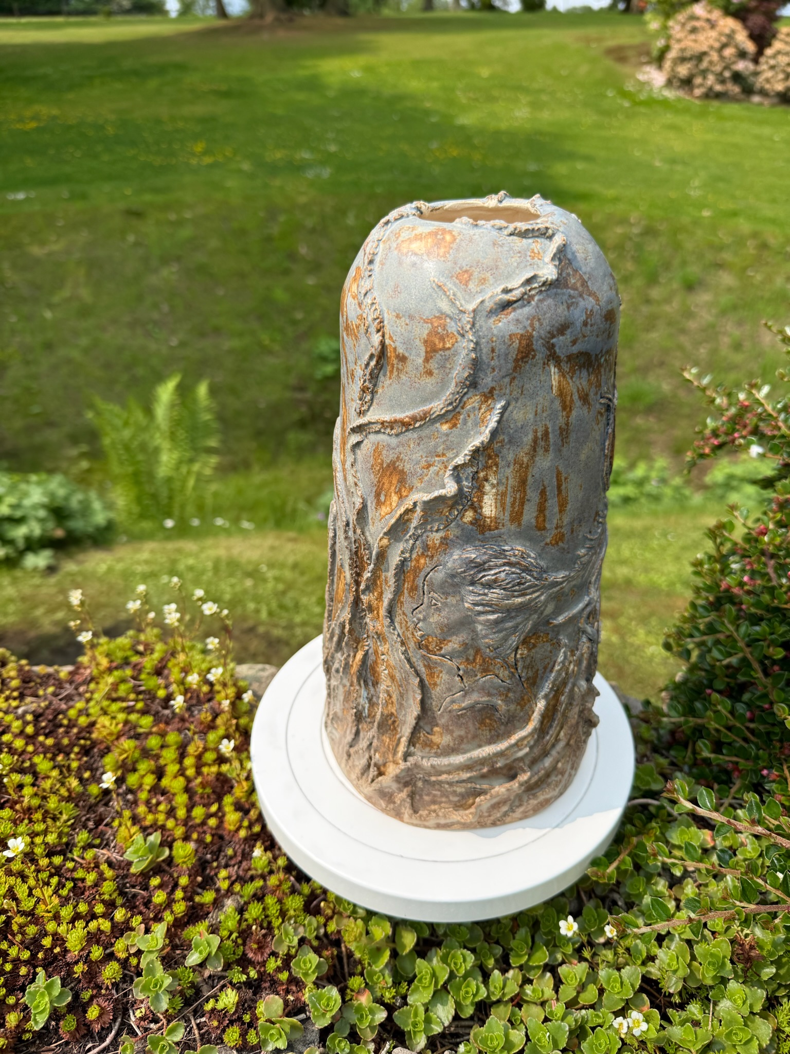 Abstract slab form — face relief