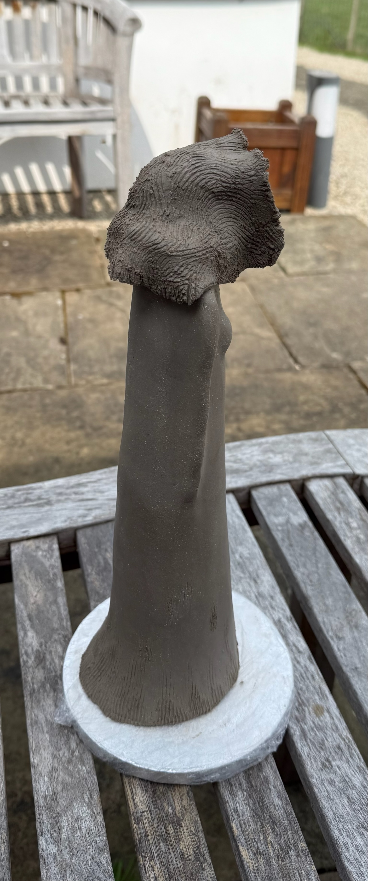 Abstract ceramic figure form